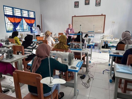 Kegiatan Pelatihan Berjenjang Menjahit Tahun 2025